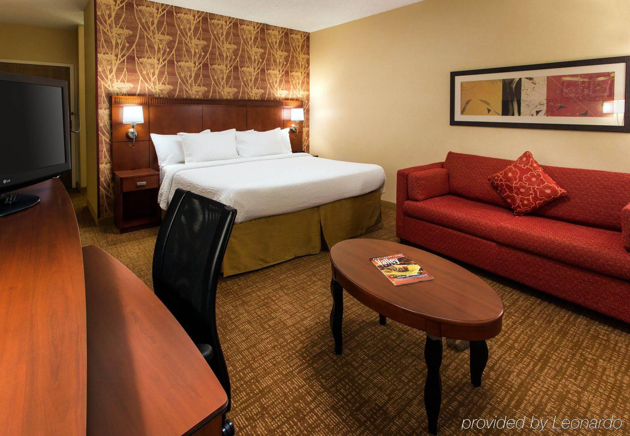Courtyard By Marriott Phoenix Меса Екстер'єр фото